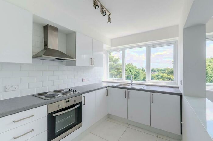 1 Bedroom Flat To Rent In Shepherds Hill, Highgate, London, N6