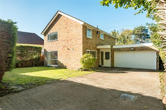 4 Bedroom Detached House For Sale In Unstead Wood, Peasmarsh, Guildford, Surrey, GU3