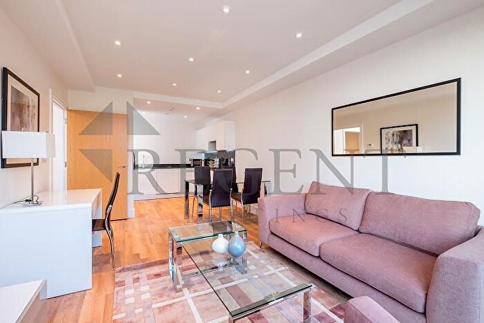 1 Bedroom Flat To Rent In Waterbank House, Knaresborough Drive, SW18