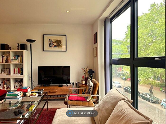 1 Bedroom Flat To Rent In Satchwell Road, London, E2