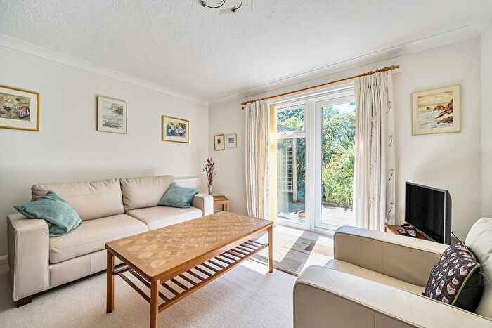 5 Bedroom Detached House For Sale In Cootham - Detached Family Home, RH20