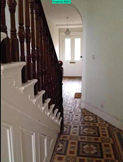 1 Bedroom Flat To Rent In Pyrcroft House, Pyrcroft Lane, Weybridge, KT13