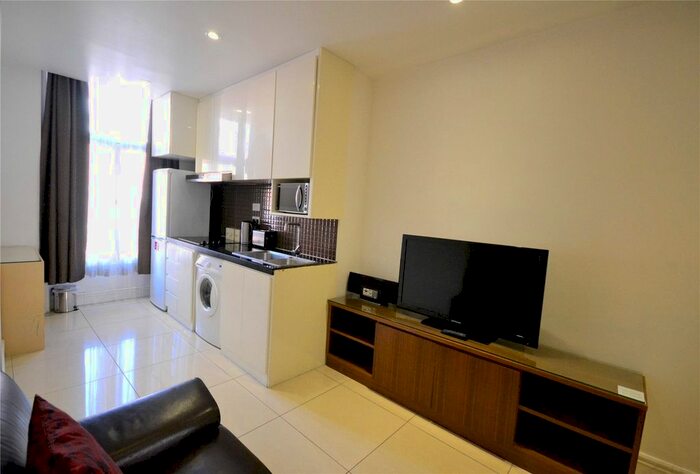2 Bedroom Flat To Rent In Upper Tachbrook Street, Westminster, SW1V