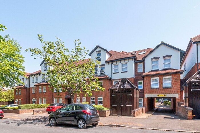 1 Bedroom Flat To Rent In Overton Road, Sutton, SM2