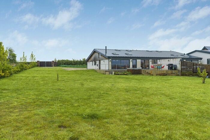 4 Bedroom Semi-Detached House For Sale In Old Milking Parlour Ardley Road, Bucknell, OX27