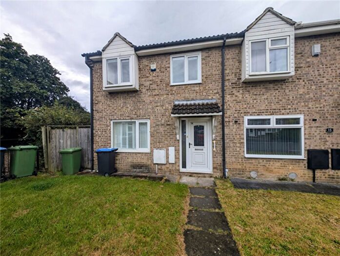 3 Bedroom Semi Detached House To Rent In Rookwood Hunt, Newton Aycliffe, Durham, DL5