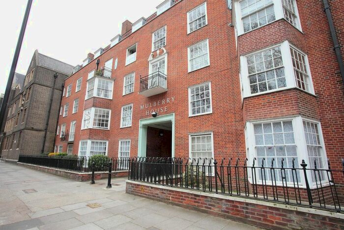 2 Bedroom Maisonette To Rent In Mulberry House, Victoria Park Square, London, E2