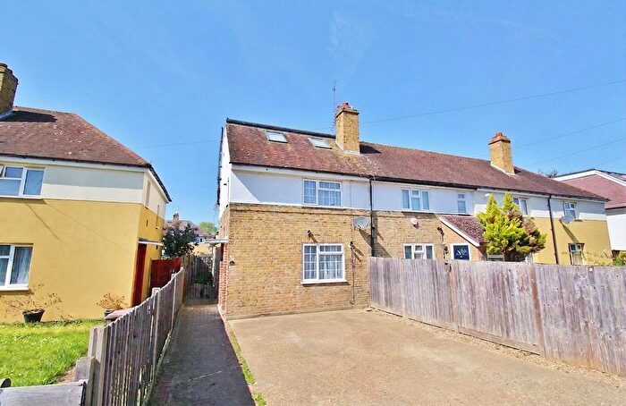 4 Bedroom End Terrace House For Sale In Morris Road, Isleworth, TW7