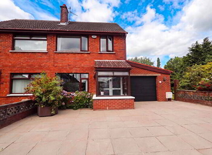 3 Bedroom Semi-Detached House For Sale In Kings Road, Newtownabbey, BT37