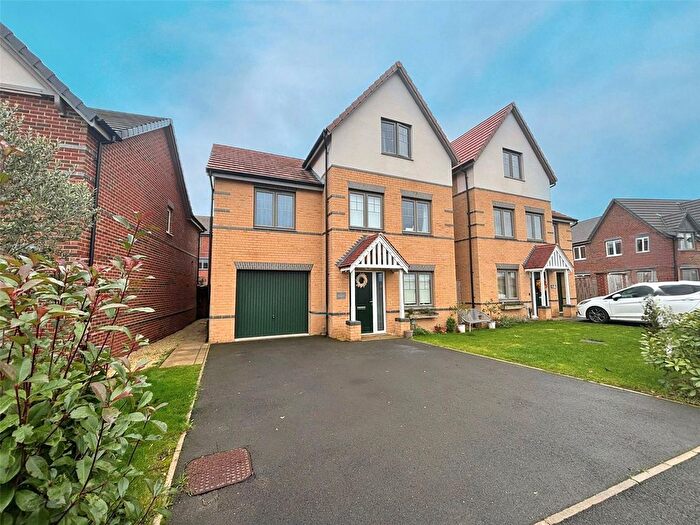 4 Bedroom Detached House For Sale In Snowdrop Gardens, Carlton-In-Lindrick, Worksop, Nottinghamshire, S81