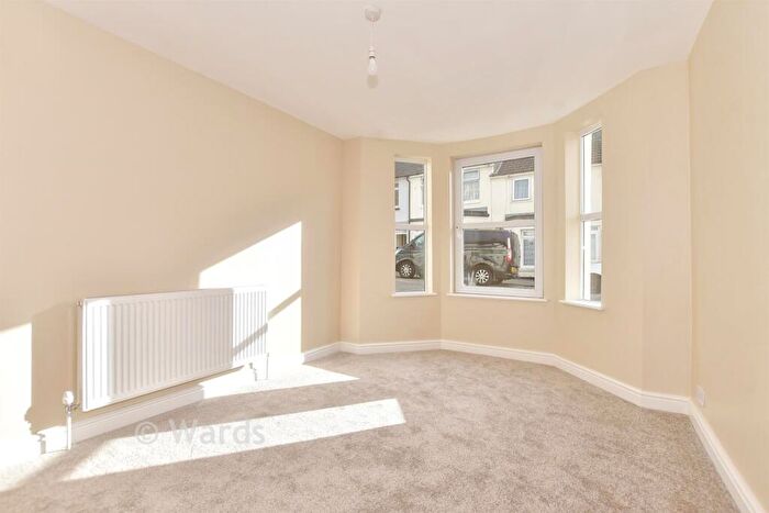 2 Bedroom Terraced House For Sale In Sidney Street, Folkestone, Kent, CT19