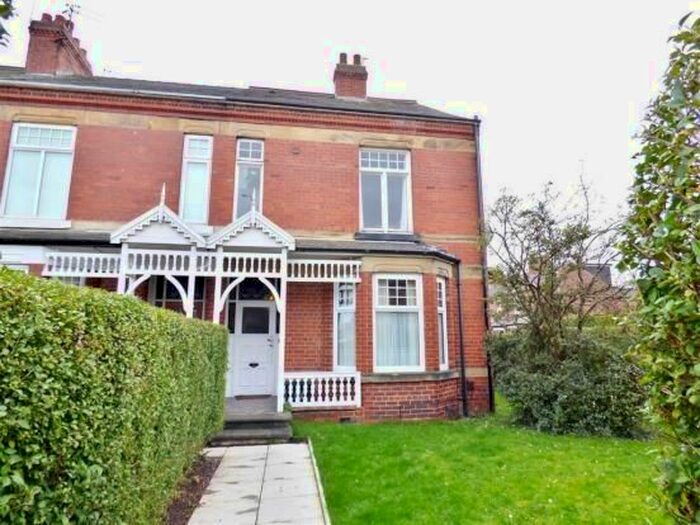 1 Bedroom Flat To Rent In East Parade, York, YO31