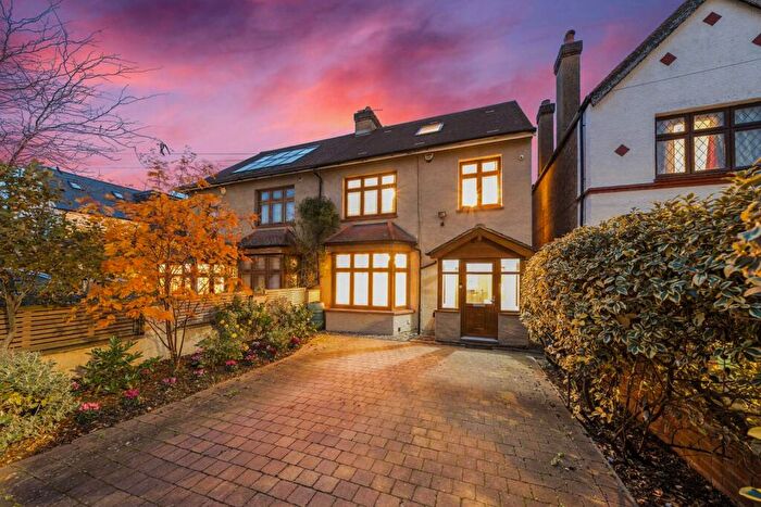 4 Bedroom Semi Detached House To Rent In Whitchurch Gardens, Harrow, Edgware, HA8