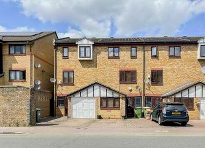 1 Bedroom Flat To Rent In Maryland Street, Newham, Stratford, Maryland, London, E15