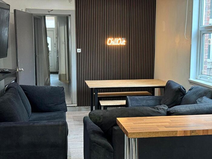 9 Bedroom House To Rent In Booth Avenue, Manchester, Greater Manchester, M14