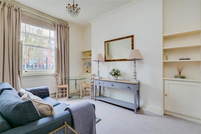 1 Bedroom Flat To Rent In Aylesford Street, London, SW1V