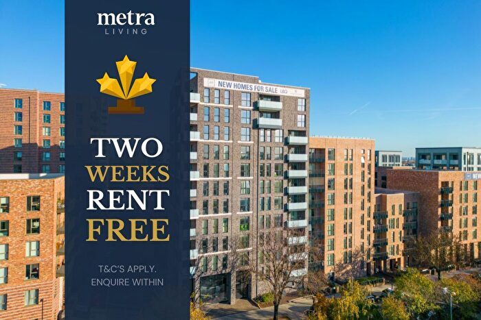 3 Bedroom Flat To Rent In Blackburn Court, Bollo Lane, Acton Gardens, W3