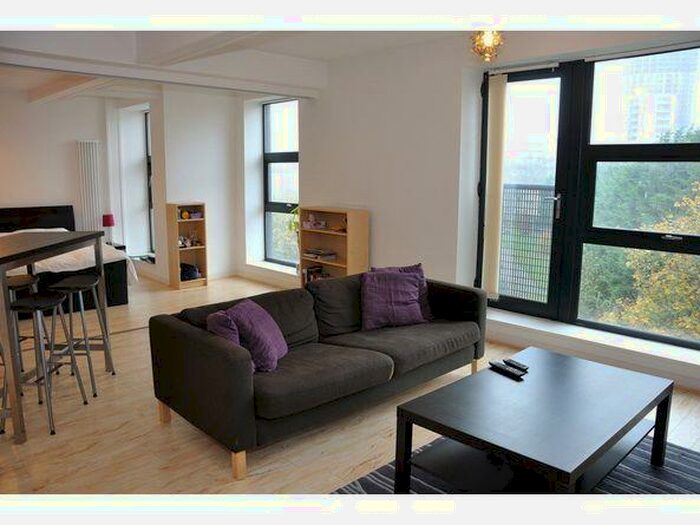 2 Bedroom Flat To Rent In Hailings Wharf, Channelsea Road, Stratford, Olympic Village, London, E15