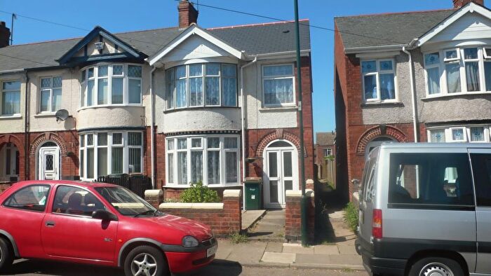 3 Bedroom End Of Terrace House To Rent In Kelvin Avenue, Wyken, Coventry, West Midlands, CV2