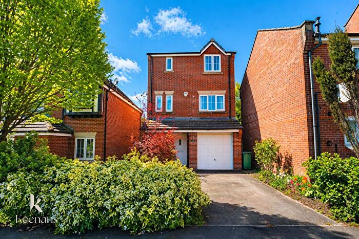 4 Bedroom Detached House For Sale In Valley Mill Lane, Bury, BL9