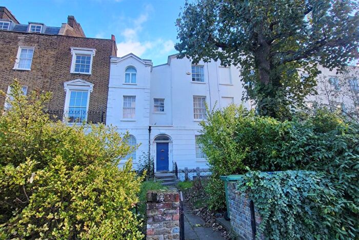 1 Bedroom Flat For Sale In Kentish Town Road, Camden, London, NW1