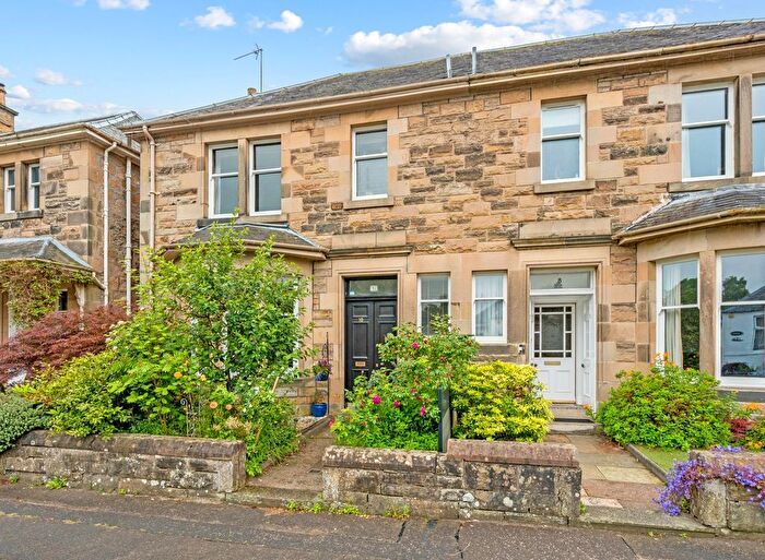 3 Bedroom Semi-Detached House For Sale In Manse Crescent, Stirling, FK7