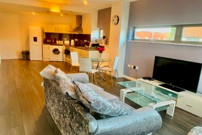 2 Bedroom Flat To Rent In Campbell House, Manchester, M11