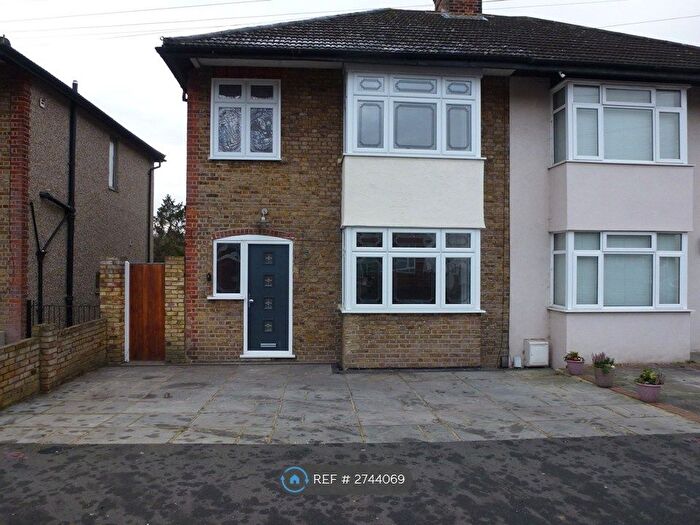 3 Bedroom Semi-Detached House To Rent In Church Road, Harold Wood, Romford, RM3