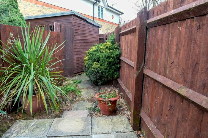 2 Bedroom Semi-Detached House To Rent In Culloden Close, Bermondsey, London, SE16