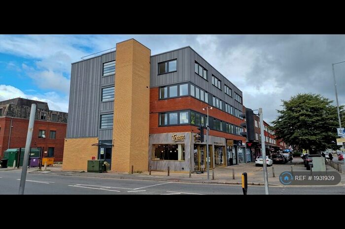 1 Bedroom Flat To Rent In Montrose House, Slough, SL1