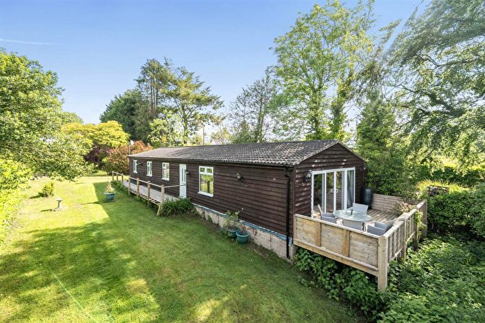 3 Bedroom Bungalow For Sale In Trinity Hill, Axminster, EX13