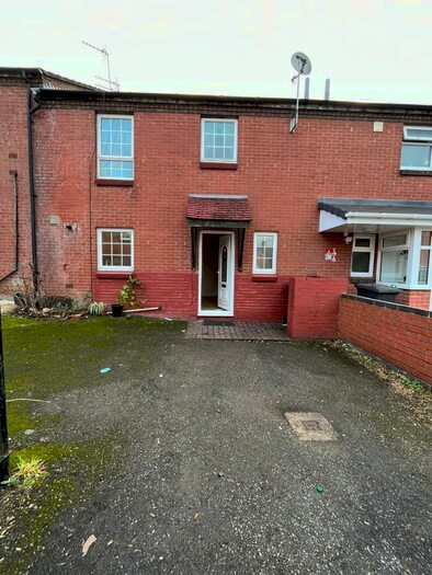 3 Bedroom Terraced House To Rent In Elmdale Street, Leicester, LE4