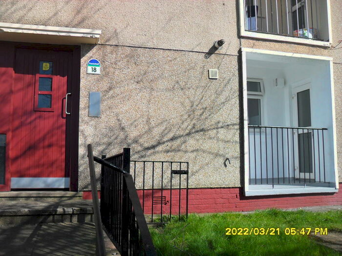 2 Bedroom Flat To Rent In Auchinlea Road, Glasgow, Lanarkshire, G34