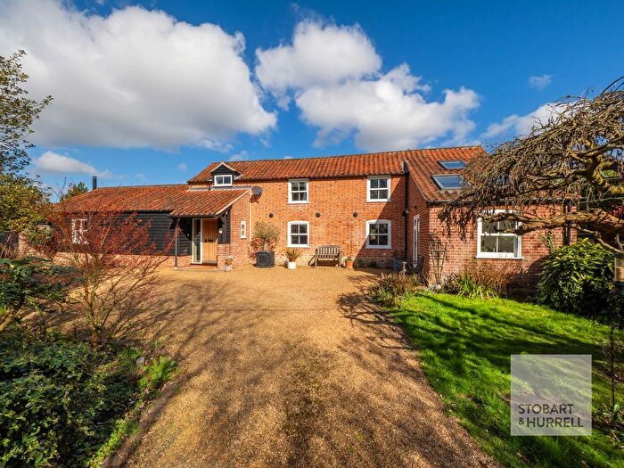 5 Bedroom Detached House For Sale In Path Cottage, Staithe Road, Hickling, Norfolk, NR12