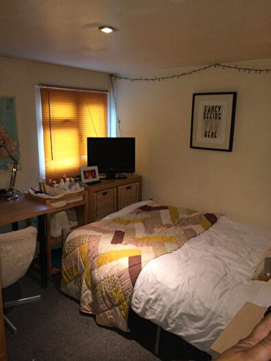 2 Bedroom Flat To Rent In Bristol Road, Birmingham, B29