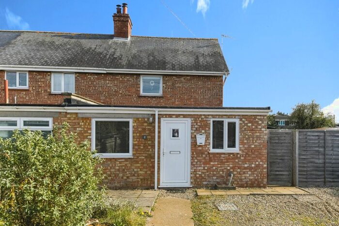 3 Bedroom Semi-Detached House For Sale In Lime Grove, Gayton, King's Lynn, PE32