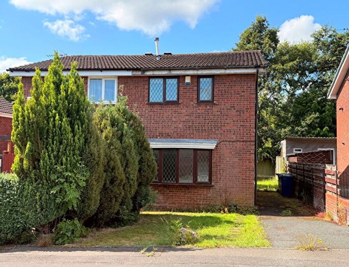2 Bedroom Semi-Detached House For Sale In Carisbrooke Drive, Stafford, ST17