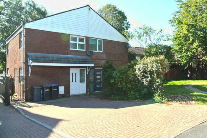 3 Bedroom Semi-Detached House To Rent In Queensway, Poulton Le Fylde, FY6