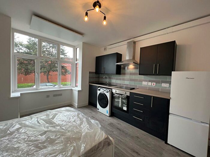 Studio To Rent In Brighton Street, Coventry, CV2