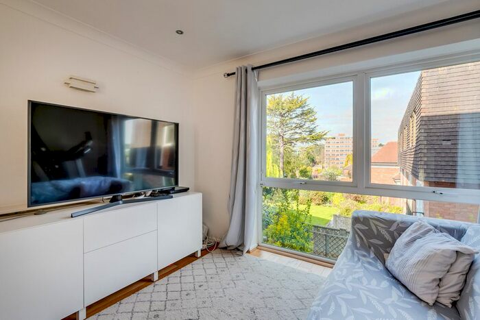 3 Bedroom Property To Rent In Balmoral Close, Westleigh Avenue, London, SW15