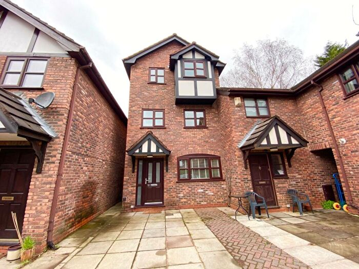 4 Bedroom Semi-Detached House To Rent In Palatine Road, Didsbury, Manchester, M20