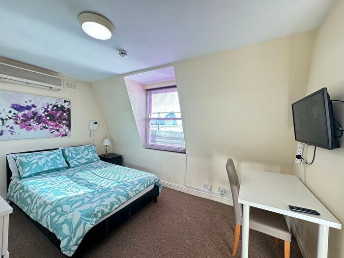 Studio To Rent In Cromwell Road, London, SW7