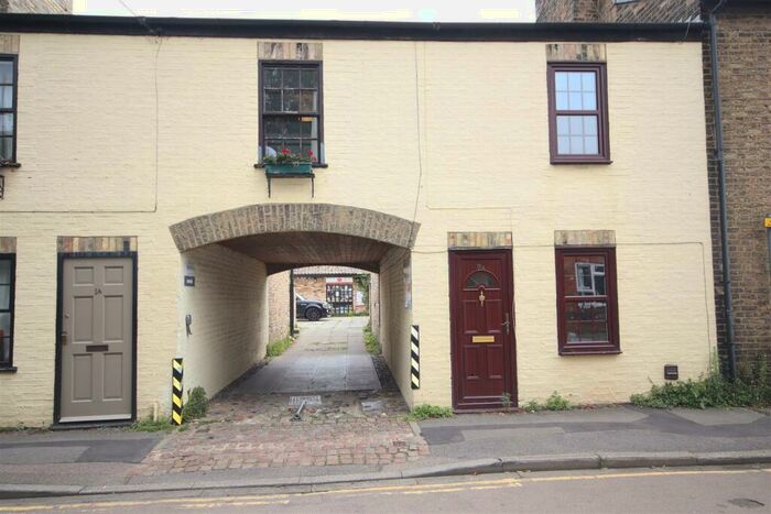 3 Bedroom House To Rent In Napier Street, Cambridge, CB1