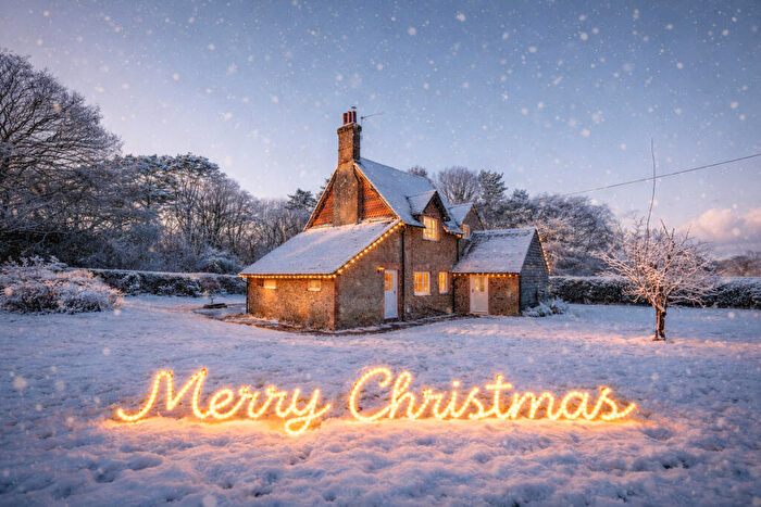 4 Bedroom Farm House To Rent In Abinger Common, Dorking, RH5