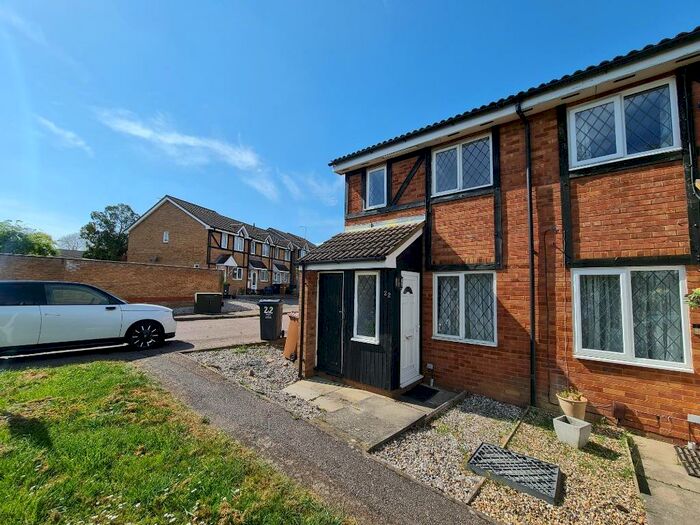 1 Bedroom Terraced House To Rent In Shearwater Close, Stevenage, SG2