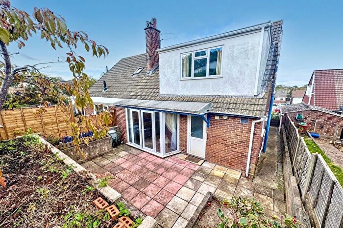 3 Bedroom Semi Detached House For Sale In Overhill, Pill, BS20