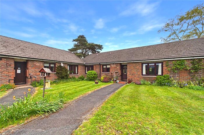 2 Bedroom Bungalow For Sale In Wakeford Court, Silchester Road, Pamber Heath, Tadley, RG26