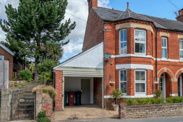 1 Bedroom Flat To Rent In Midhurst, GU29