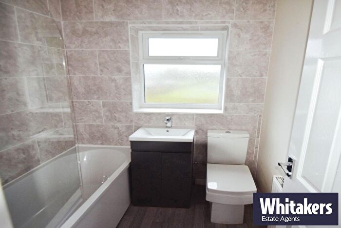 2 Bedroom End Of Terrace House To Rent In Wawne Lodge, Pennine Way, Hull, HU7