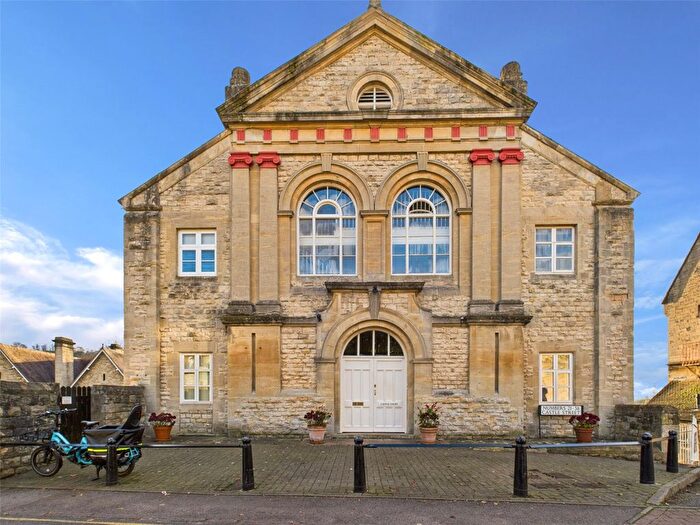 1 Bedroom Flat For Sale In Castle Street, Stroud, Gloucestershire, GL5